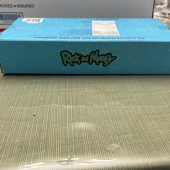 NIB Rick and Morty “Get schwifty” color changing lemonade mix set. Cocktail mix - Picture 8 of 8